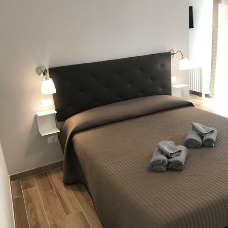 Santa Croce,14 Apartments Болонья Экстерьер фото