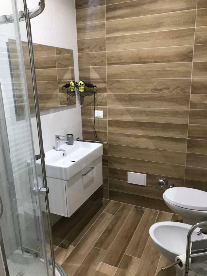 Santa Croce,14 Apartments Болонья Экстерьер фото