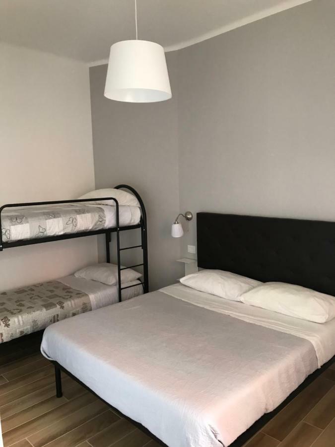 Santa Croce,14 Apartments Болонья Экстерьер фото