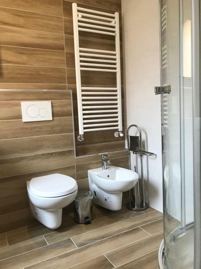 Santa Croce,14 Apartments Болонья Экстерьер фото